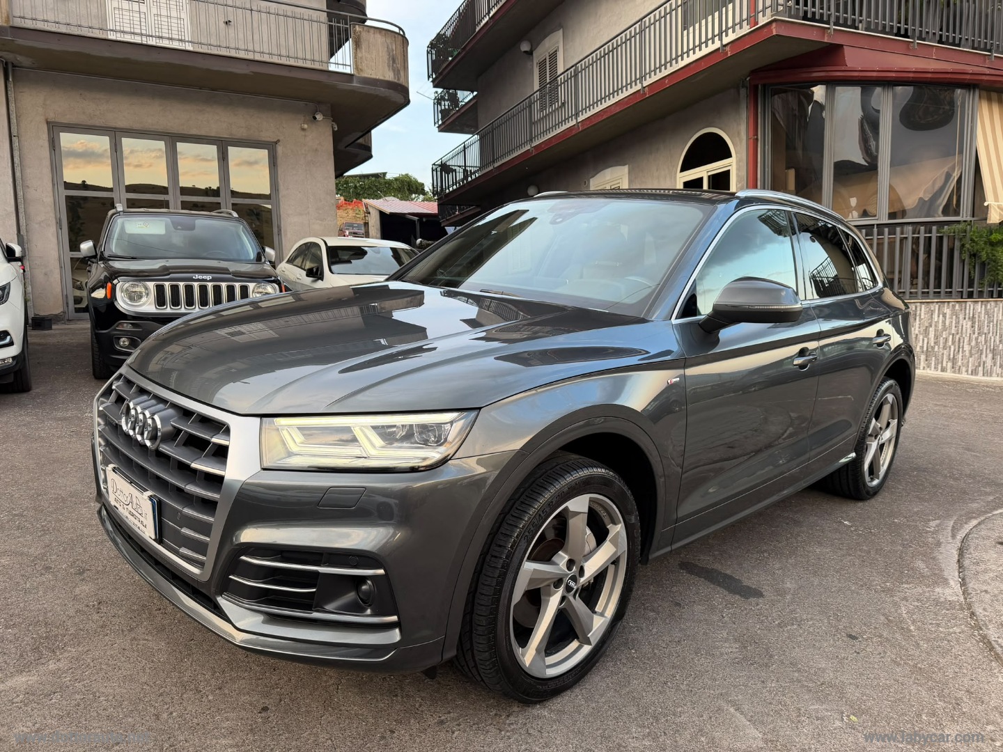 AUDI Q5