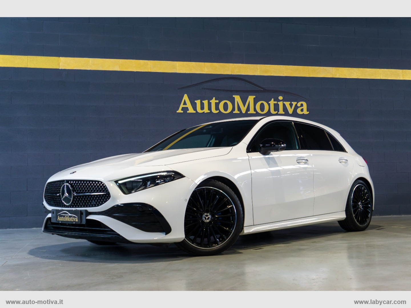 MERCEDES-BENZ A 200 Automatic Premium Plus AMG Line 