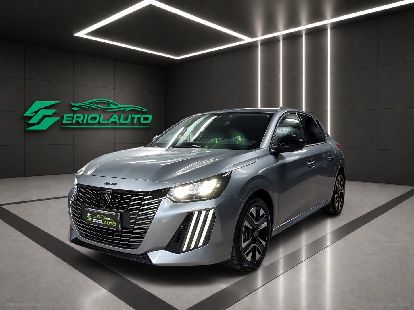 PEUGEOT 208
