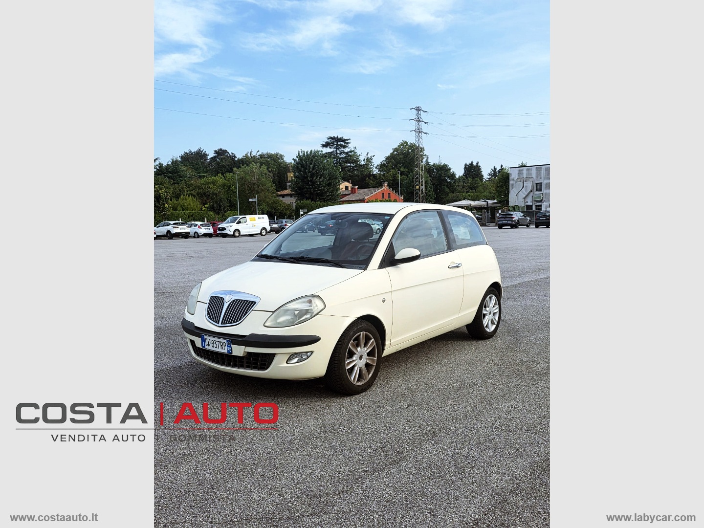 LANCIA Ypsilon