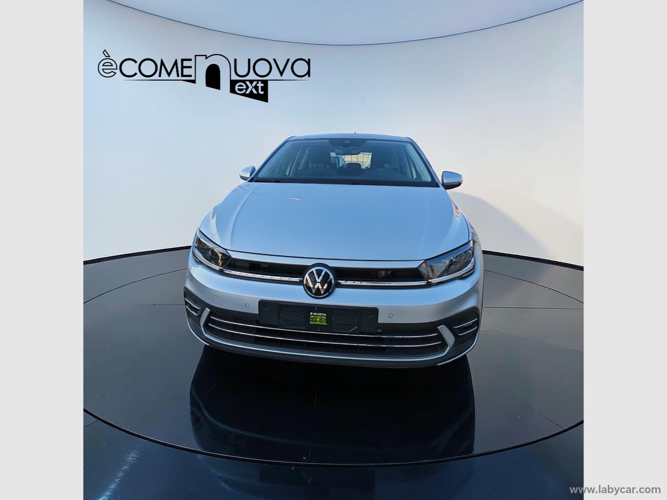 VOLKSWAGEN Polo