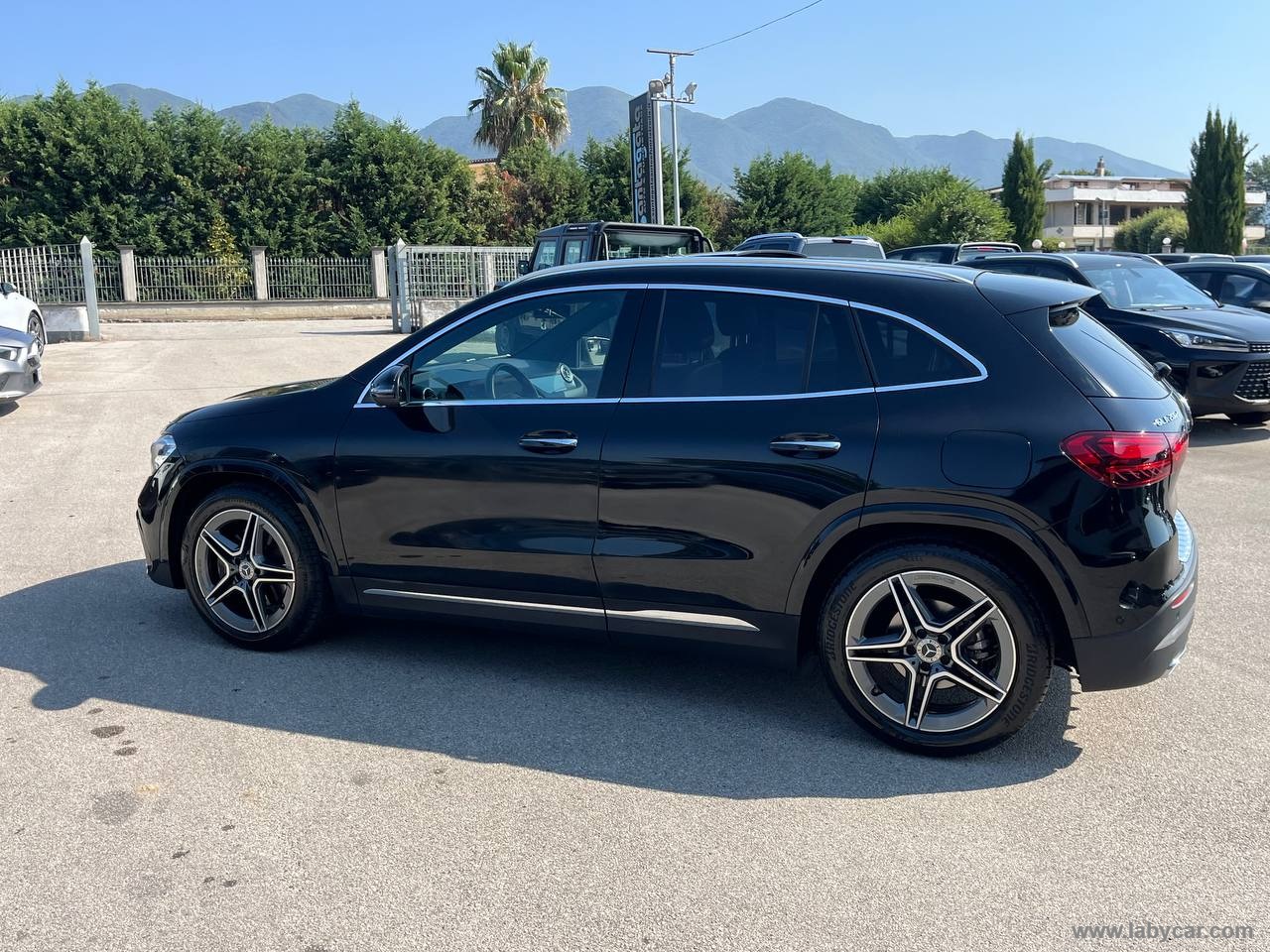 MERCEDES-BENZ Classe GLA