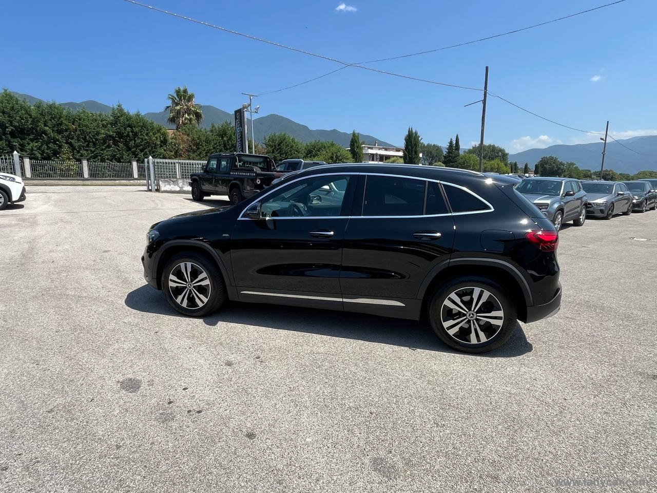 MERCEDES-BENZ Classe GLA