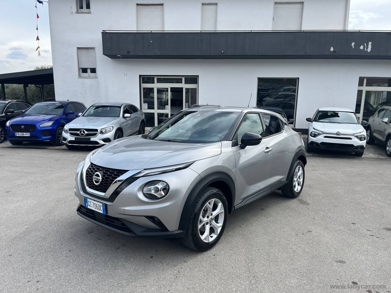NISSAN Juke
