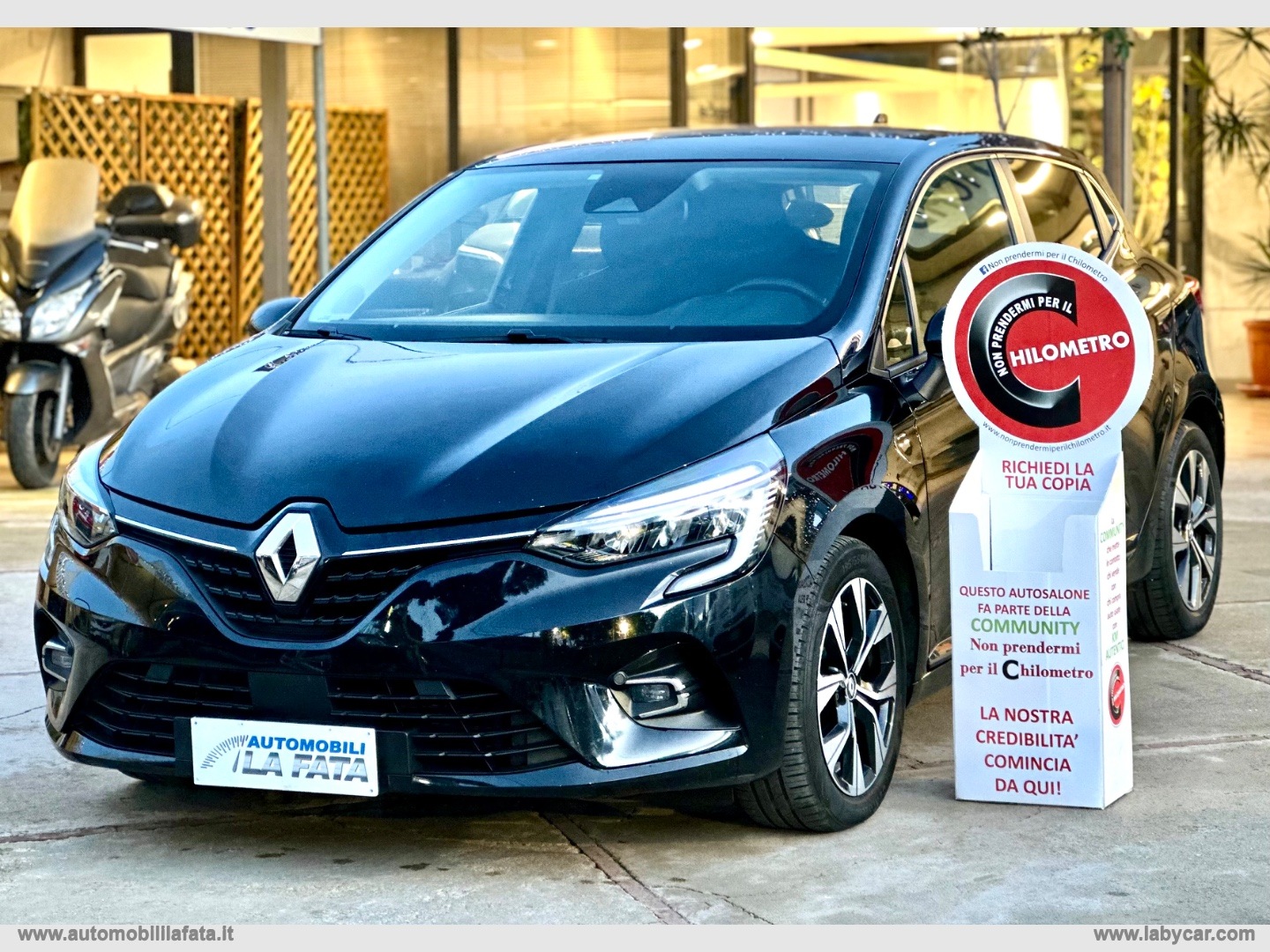 RENAULT Clio