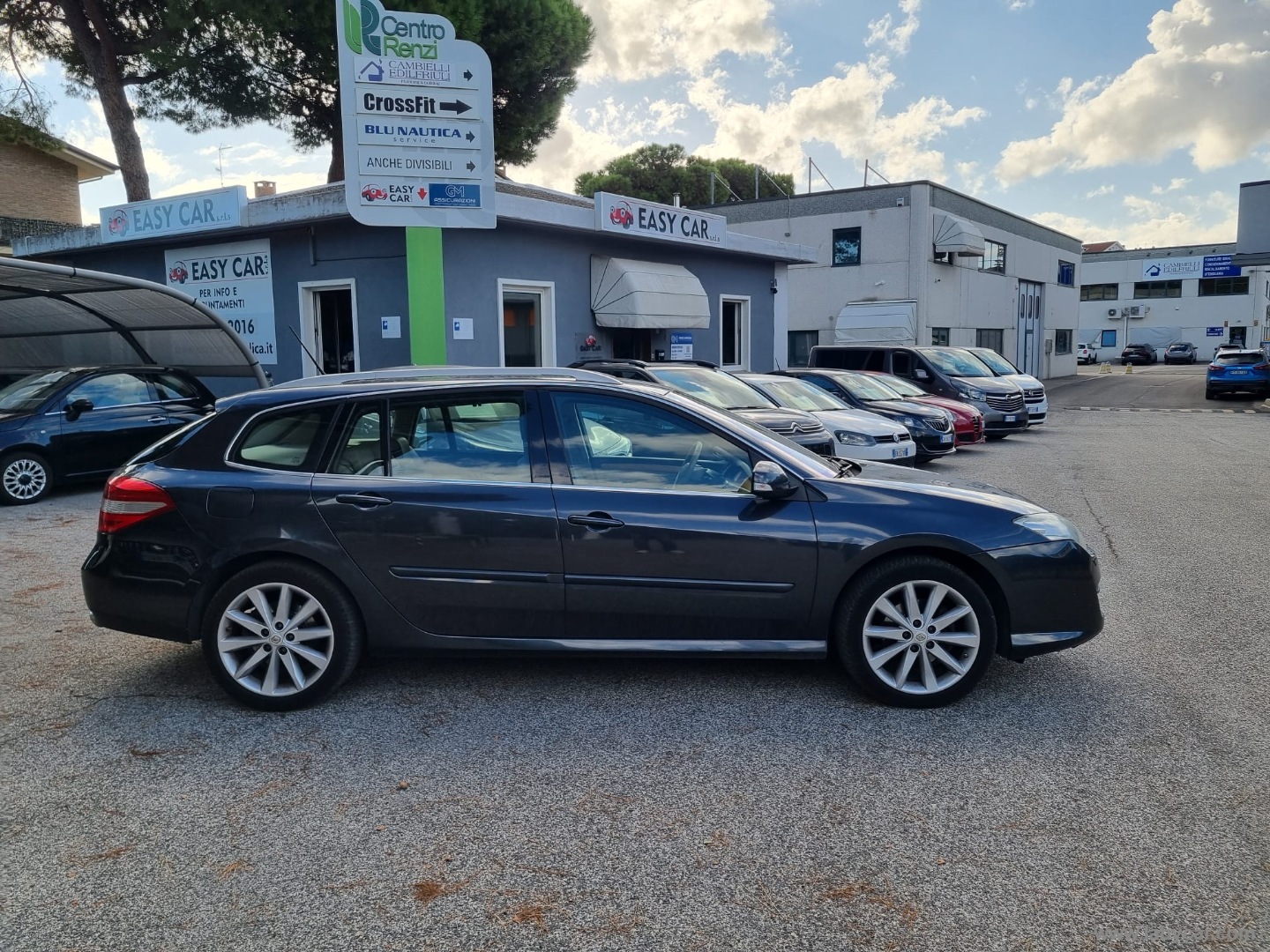 RENAULT Laguna